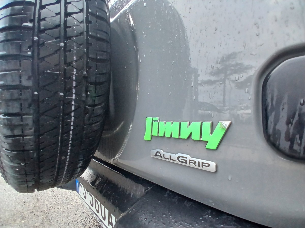 Suzuki Jimny 1.5 5MT Top (15)