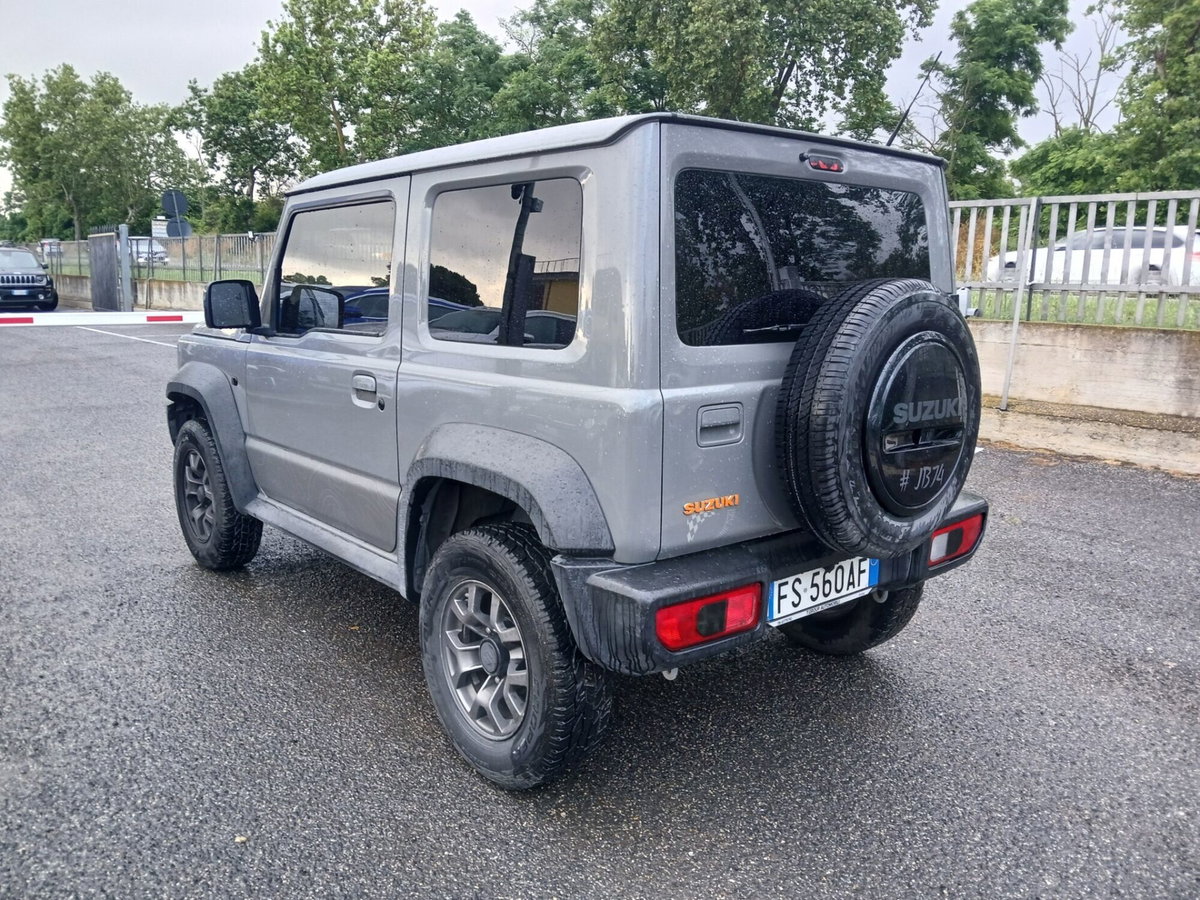 Suzuki Jimny 1.5 5MT Top (7)