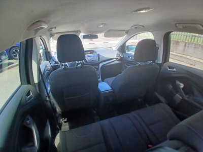 Ford Kuga 2.0 TDCI 150 CV S&S 2WD Titanium (16)