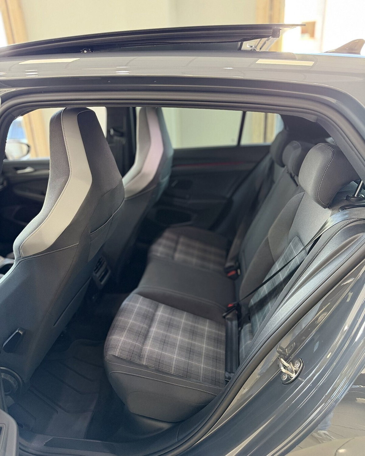 Volkswagen Golf 2.0 TDI GTD DSG (15)