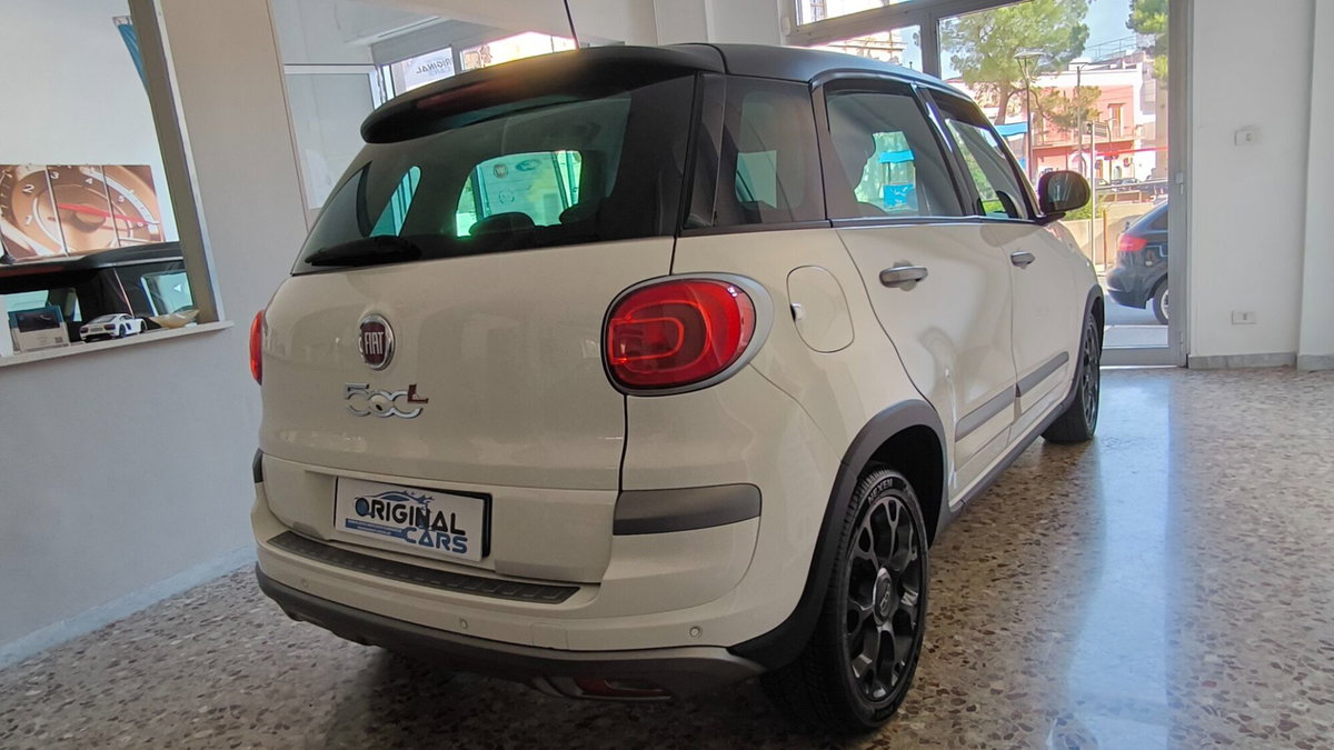 Fiat 500L 1.6 Multijet 120 CV Cross (10)