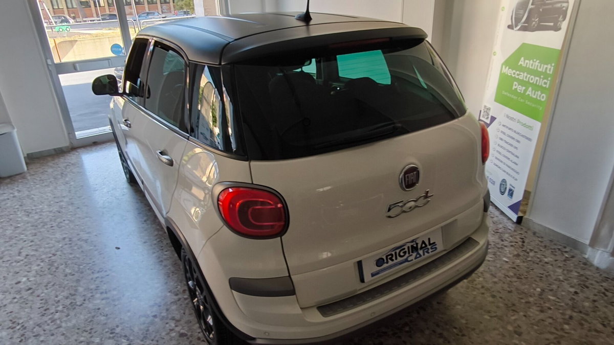 Fiat 500L 1.6 Multijet 120 CV Cross (11)
