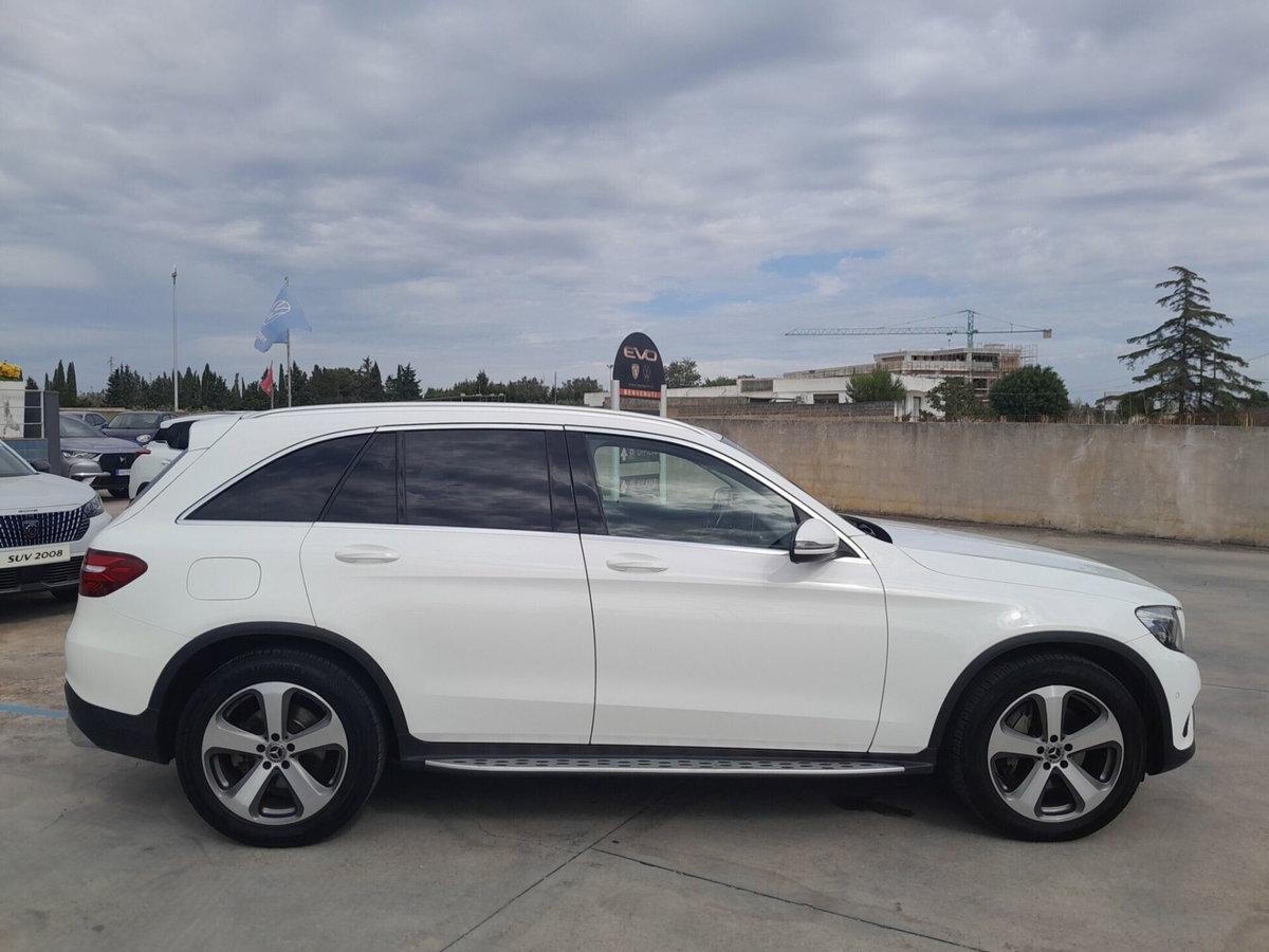 Mercedes-Benz GLC Coupé 220 d 4Matic Coupé Premium (9)