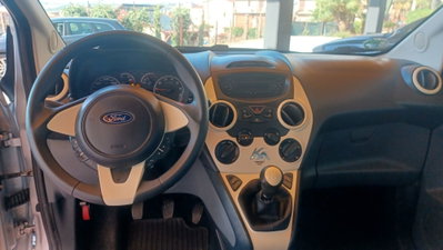 Ford Ka 1.2 8V 69CV Titanium (9)