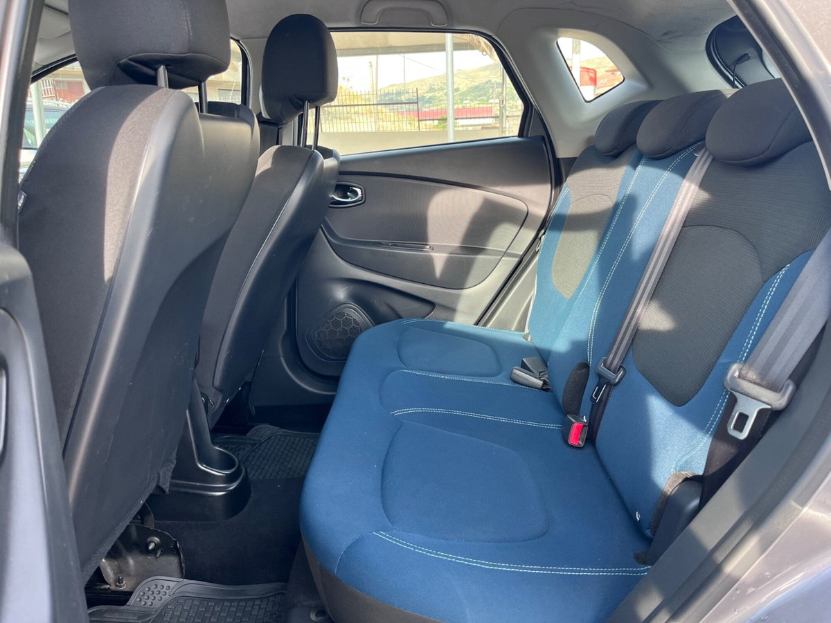Renault Captur 1.5 dCi 8V 90 CV Start&Stop Energy R-Link (9)