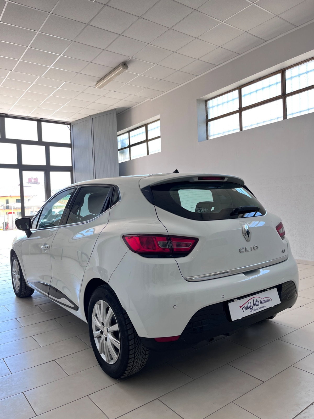 Renault Clio 1.5 dCi 90CV 3 porte Luxe (6)