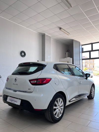Renault Clio 1.5 dCi 90CV 3 porte Luxe (7)