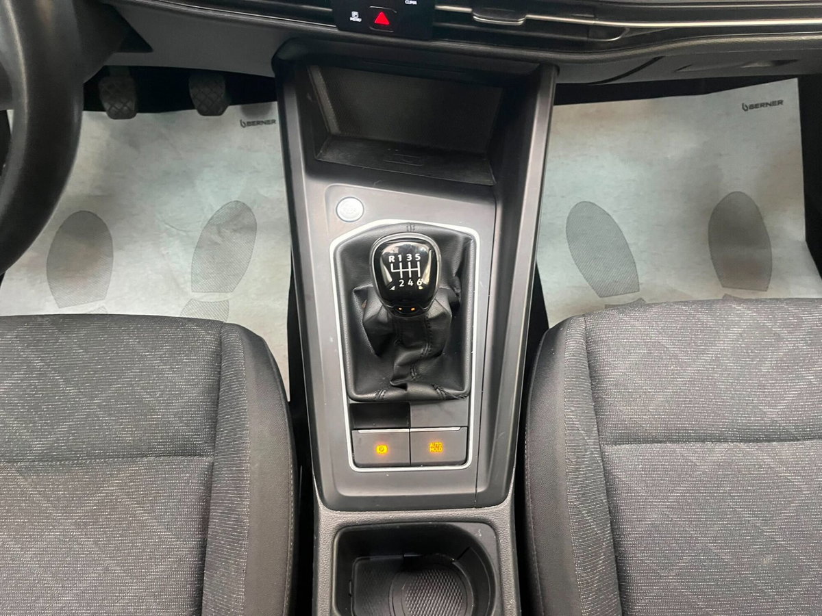 Volkswagen Golf 1.0 TSI EVO Life (13)