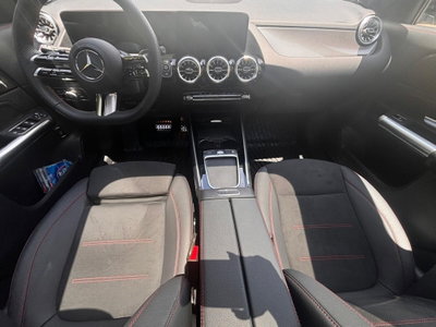 Mercedes-Benz GLA SUV 200 d AMG Line Premium Plus 4matic auto (12)
