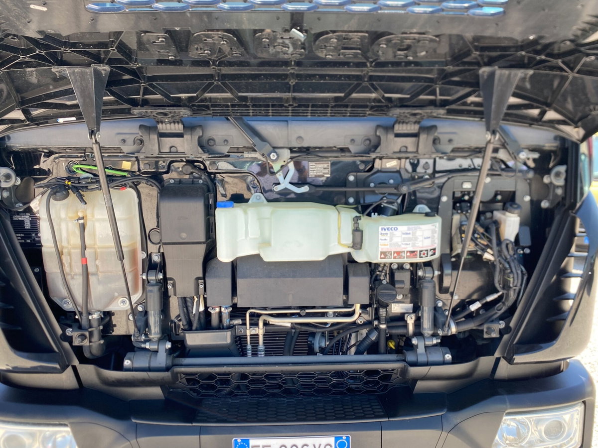 Iveco Daily Telaio 35S16 2.3 HPT PM Cabinato (15)