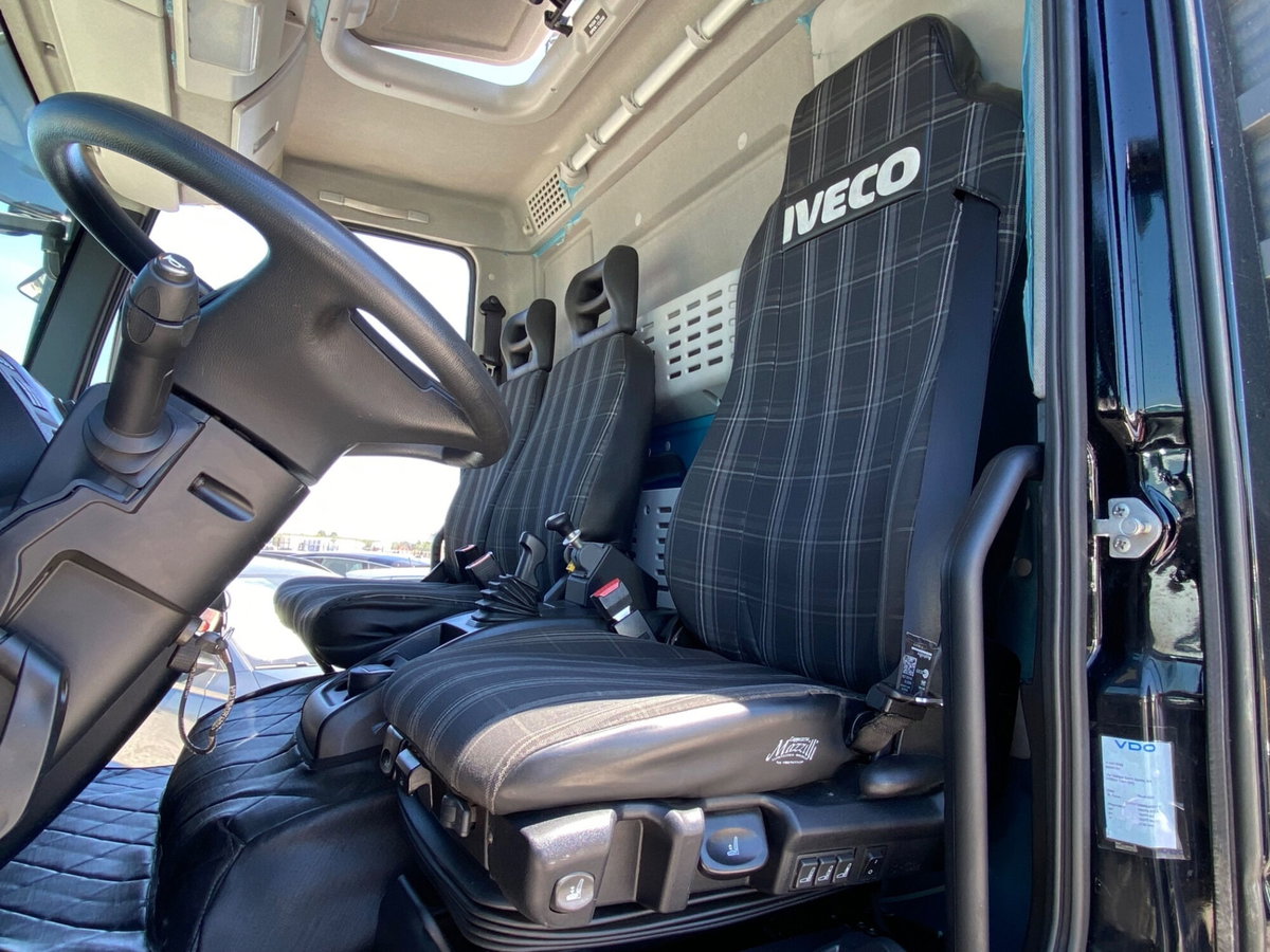 Iveco Daily Telaio 35S16 2.3 HPT PM Cabinato (17)