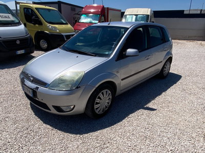 Ford Fiesta 1.4 TDCi 5p. Ghia (7)