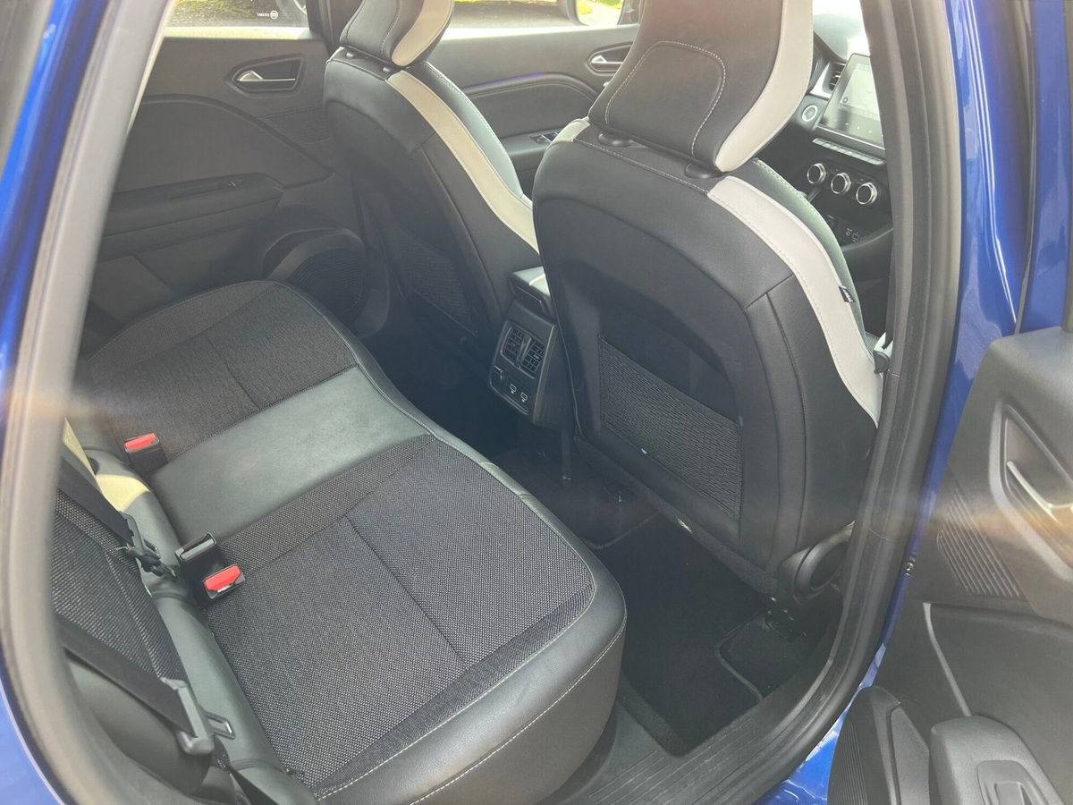 Renault Captur Full Hybrid E-Tech 145 CV Evolution (16)