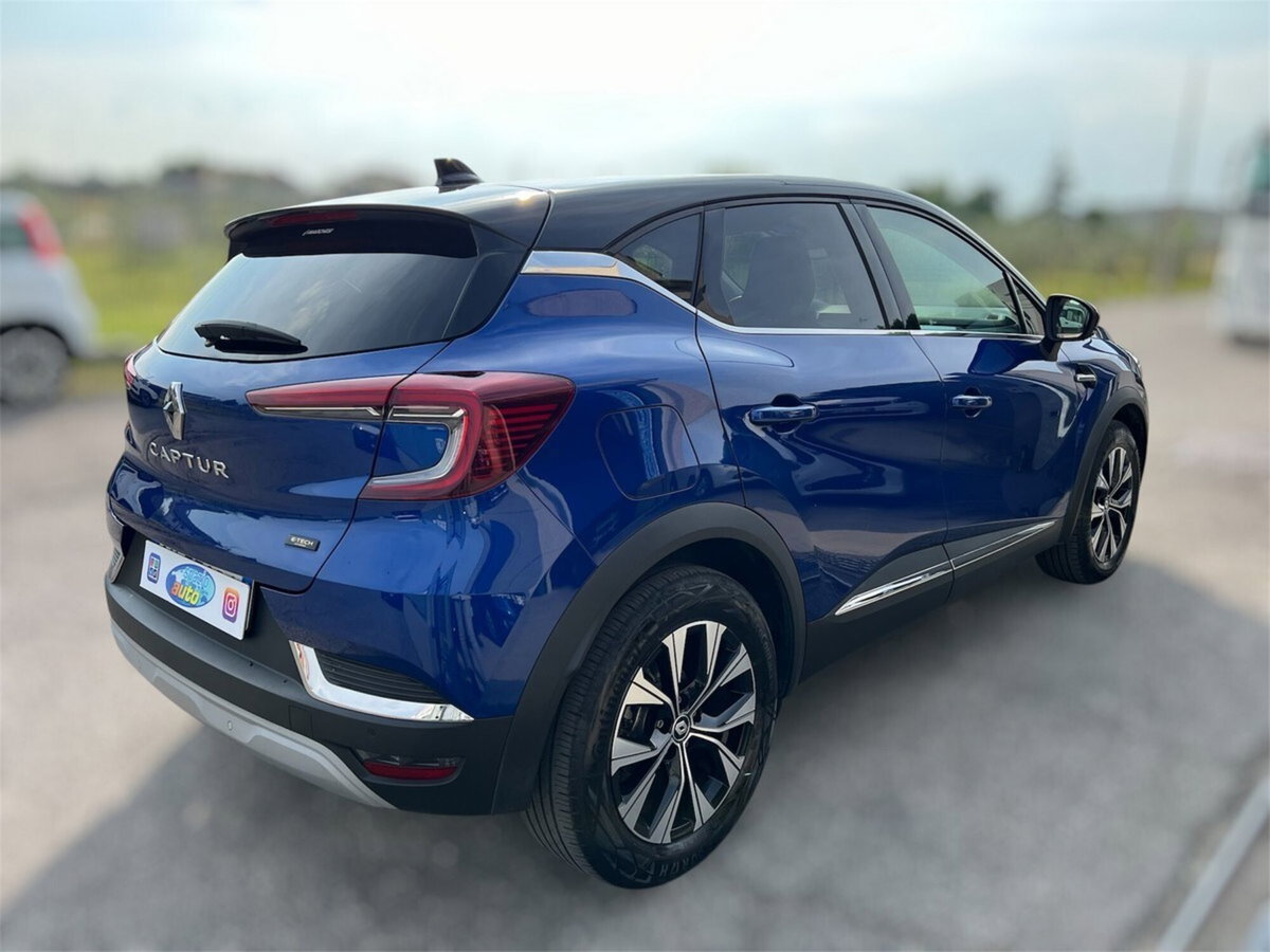 Renault Captur Full Hybrid E-Tech 145 CV Evolution (7)