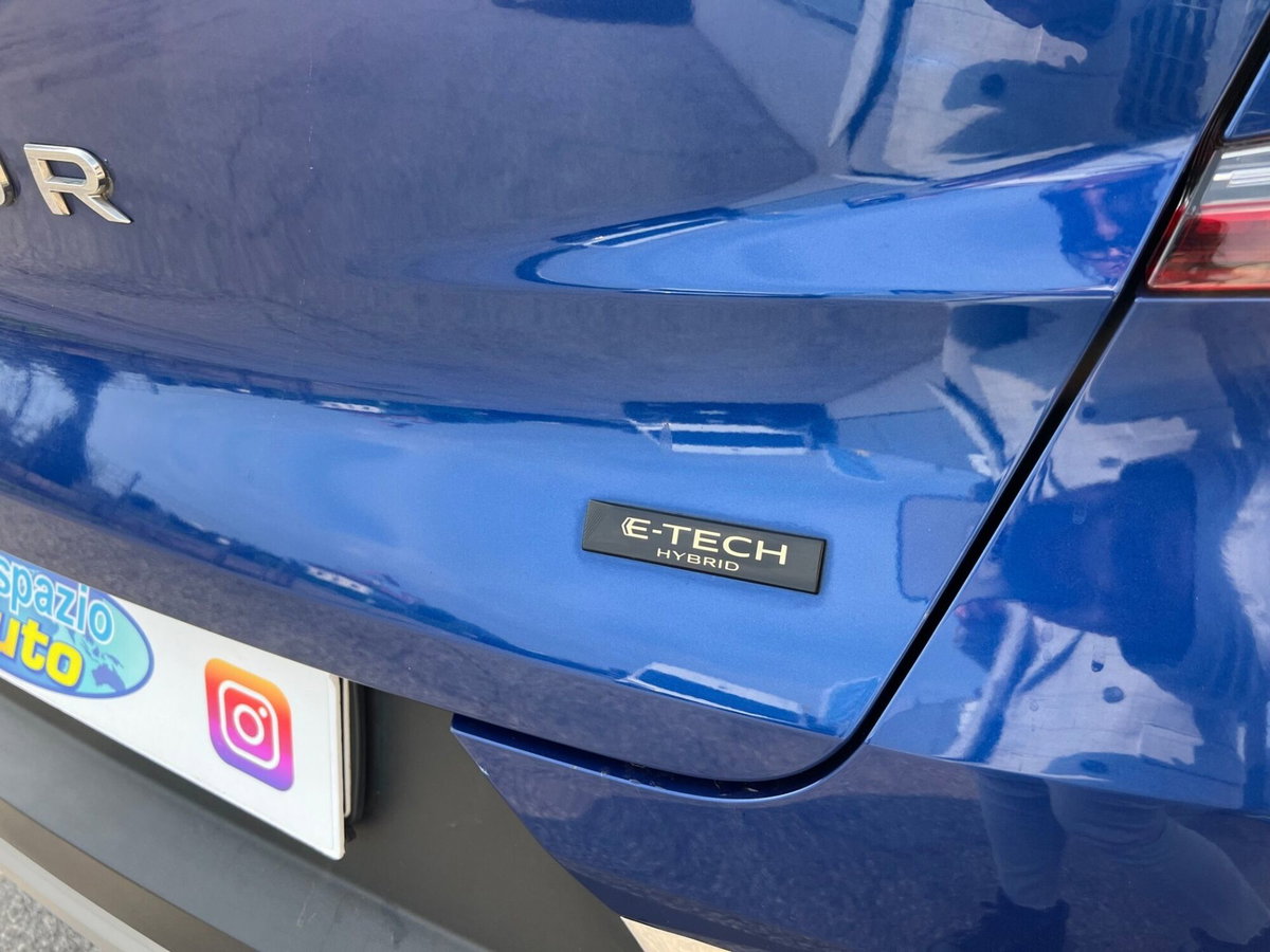 Renault Captur Full Hybrid E-Tech 145 CV Evolution (8)