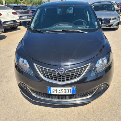 Lancia Ypsilon 1.0 FireFly 5 porte S&S Hybrid Ecochic Gold (7)