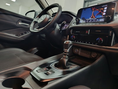 Nissan Qashqai MHEV 140 CV N-Style (11)