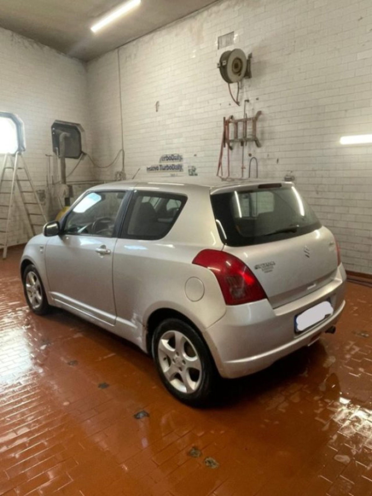 Suzuki Swift 1.3 DDiS 3p. GL (13)