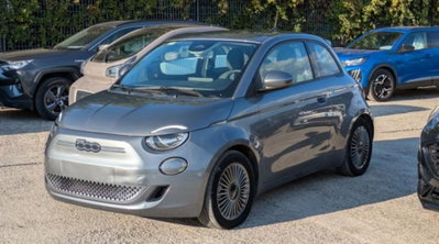 Fiat 500e Icon Berlina 23,65 kWh (3)