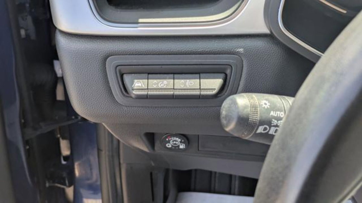 Renault Captur TCe 100 CV GPL FAP Intens (13)