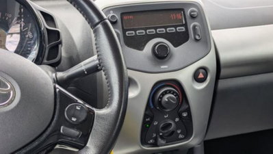 Toyota Aygo 1.0 12V VVT-i 5 porte Now GPL (10)
