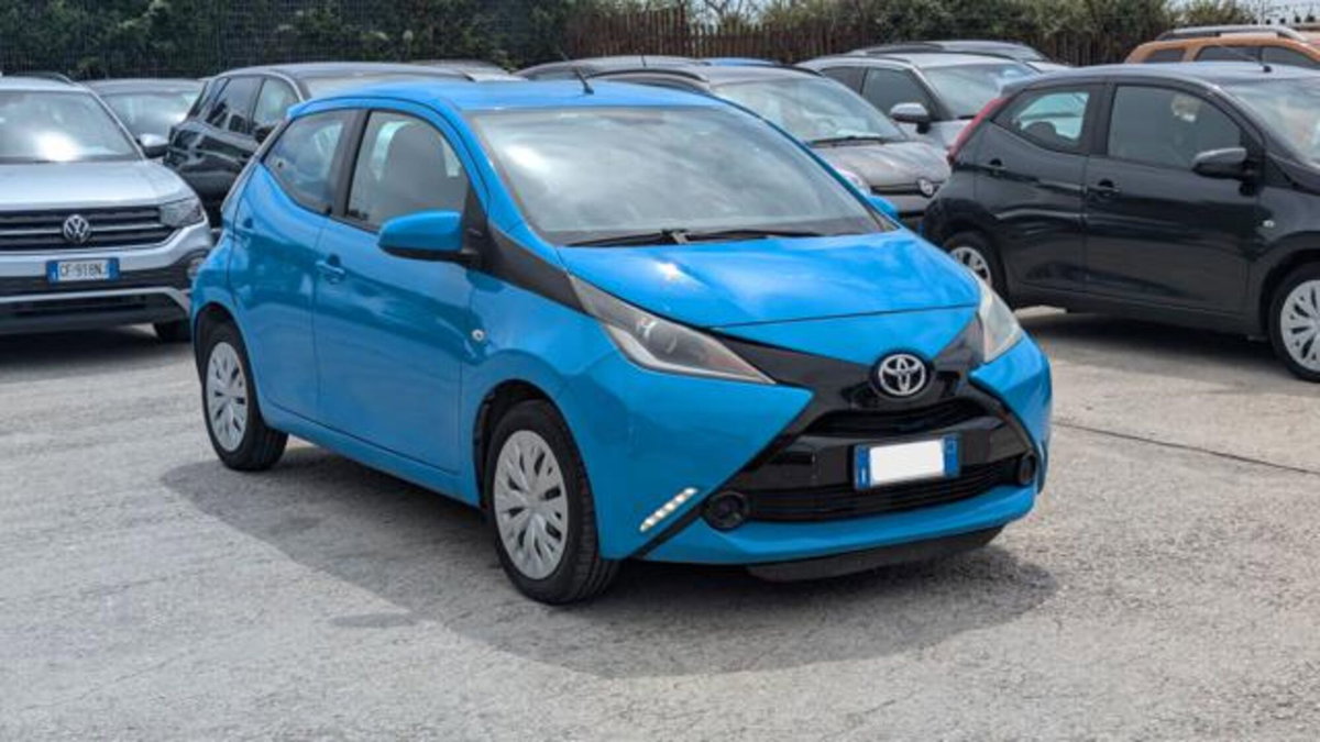 Toyota Aygo 1.0 12V VVT-i 5 porte Now GPL (2)
