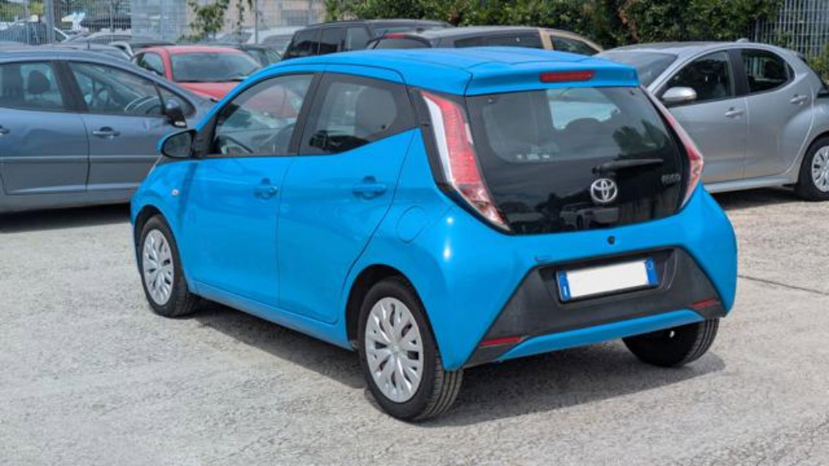 Toyota Aygo 1.0 12V VVT-i 5 porte Now GPL (4)