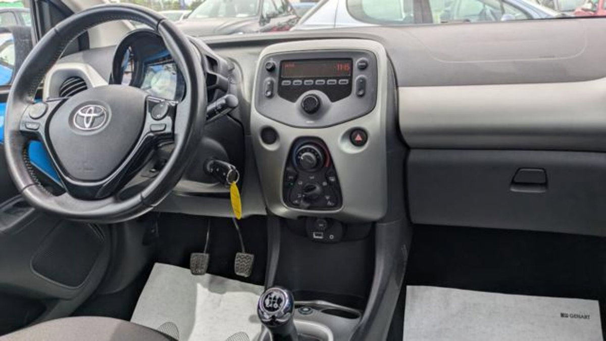Toyota Aygo 1.0 12V VVT-i 5 porte Now GPL (7)