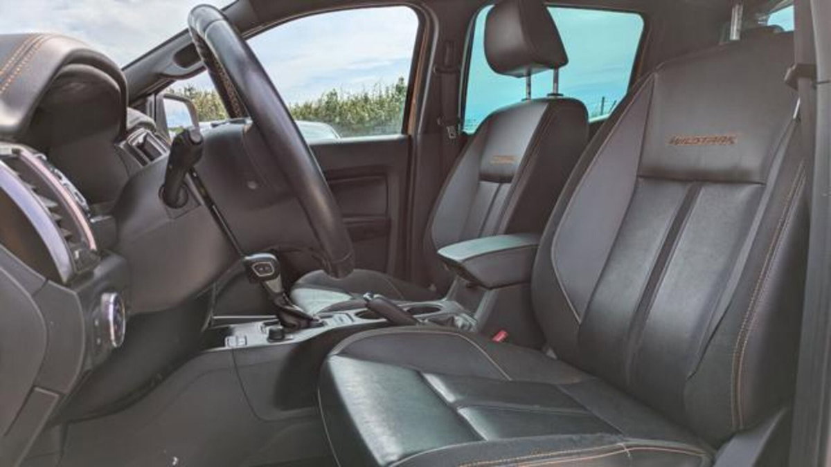 Ford Ranger Pick-up Ranger 2.0 ECOBLUE aut. 213 CV DC Limited 5 posti (9)