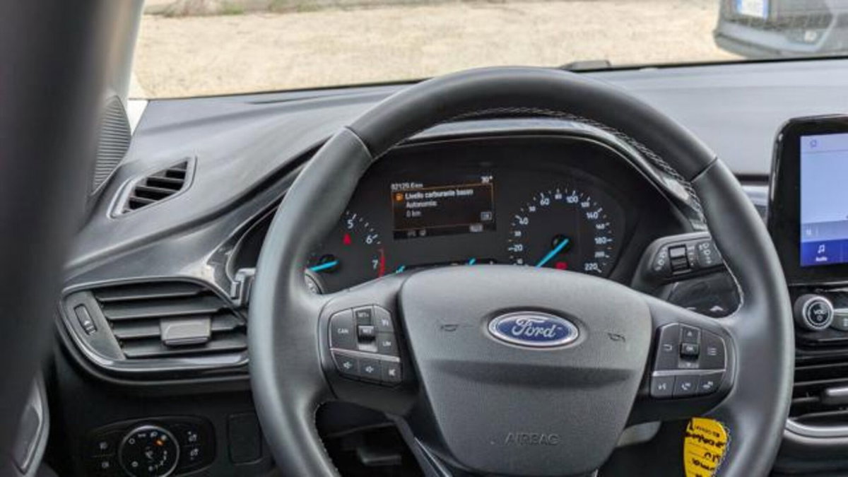 Ford Puma 1.0 ecoboost h Titanium 125cv (7)