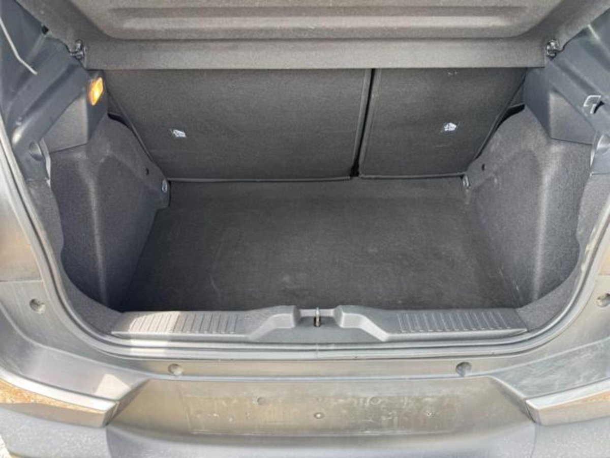 Citroen C3 1.2 puretech turbo Collection 100cv s&s (7)