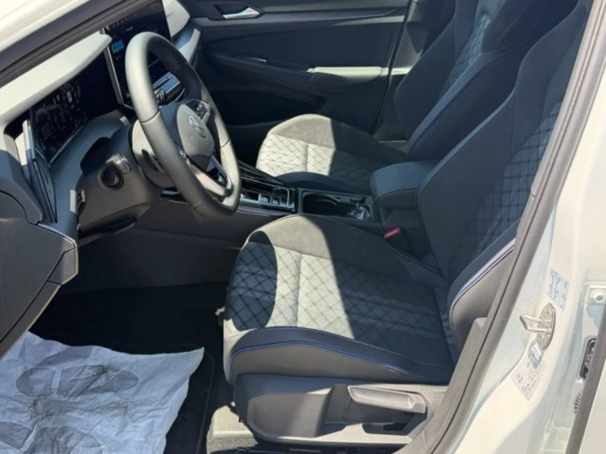 Volkswagen Golf Variant 1.5 eTSI 150 CV EVO ACT DSG R-Line (12)