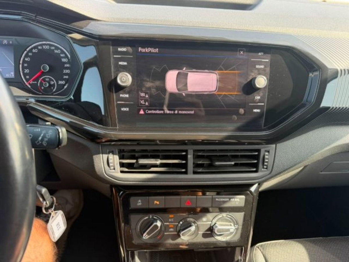 Volkswagen T-Cross 1.6 TDI DSG SCR Style BMT (14)