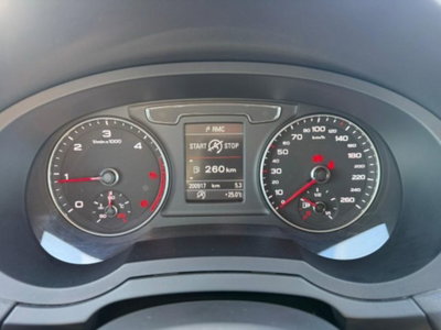 Audi Q3 2.0 TDI 150 CV Sport (15)
