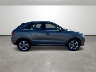 Audi Q3 2.0 TDI 150 CV Sport (7)