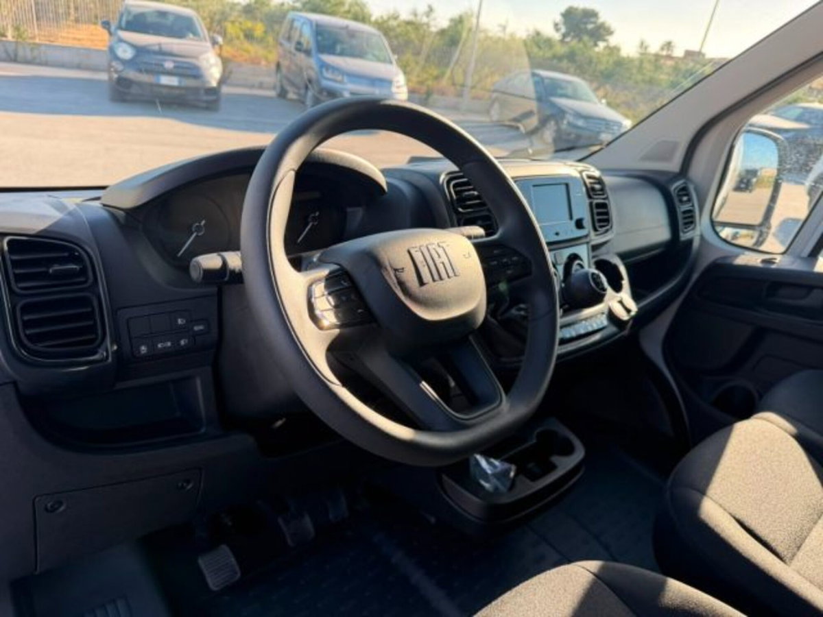 Fiat Ducato Furgone Vetrato 33 MH2 2.2 mjt3 140cv  serie 9 (11)