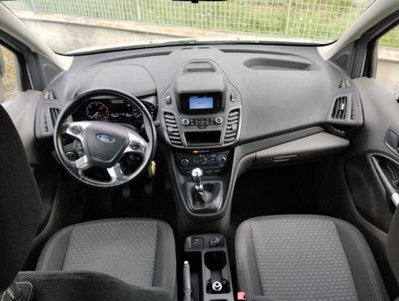 Ford Tourneo Connect 1.5 TDCi 120 CV Plus (5)
