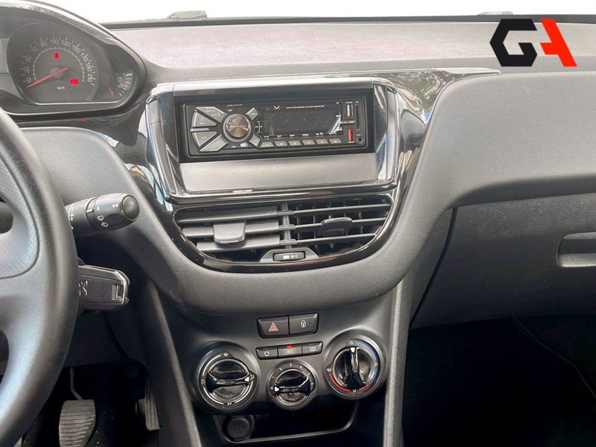 Peugeot 208 VTi 68 CV 5 porte Access (10)