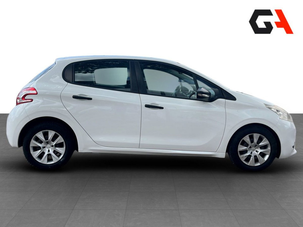 Peugeot 208 VTi 68 CV 5 porte Access (5)