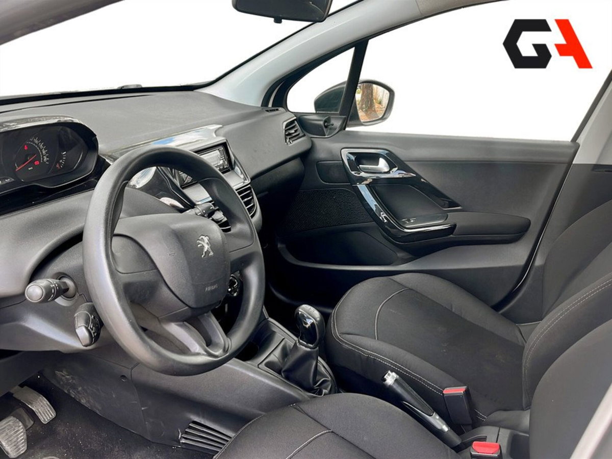 Peugeot 208 VTi 68 CV 5 porte Access (9)