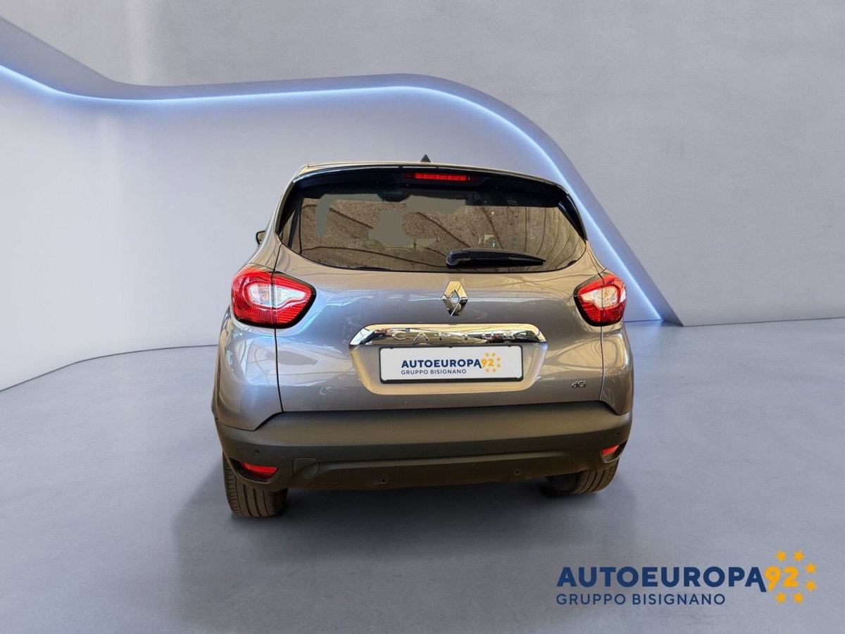Renault Captur dCi 8V 90 CV Start&Stop Energy Iconic (3)