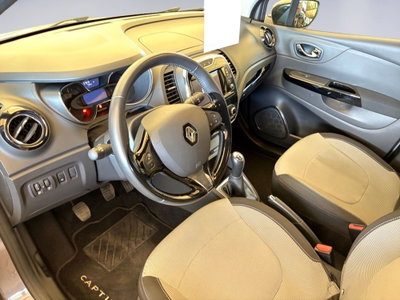 Renault Captur dCi 8V 90 CV Start&Stop Energy Iconic (7)