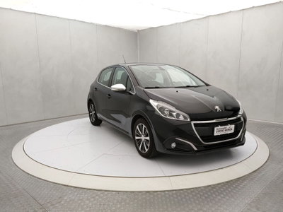 Peugeot 208 82 5 porte Allure usata