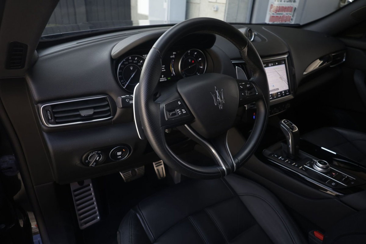 Maserati Levante Levante V6 AWD Granlusso (16)
