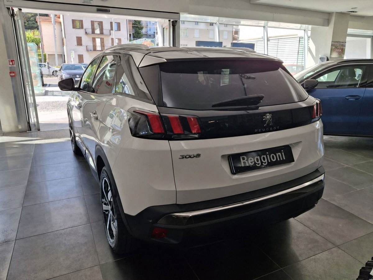 Peugeot 3008 PureTech Turbo 130 S&S EAT8 Allure (4)