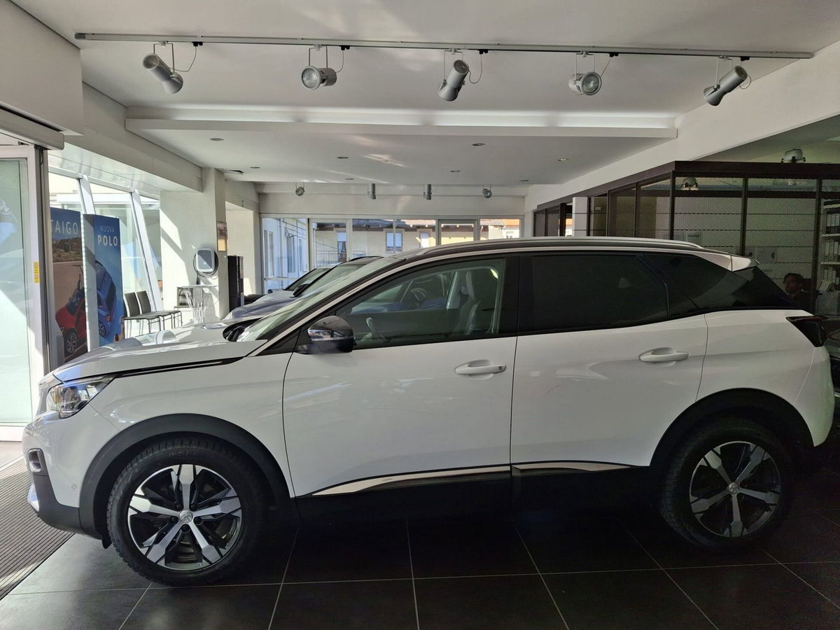 Peugeot 3008 PureTech Turbo 130 S&S EAT8 Allure (6)
