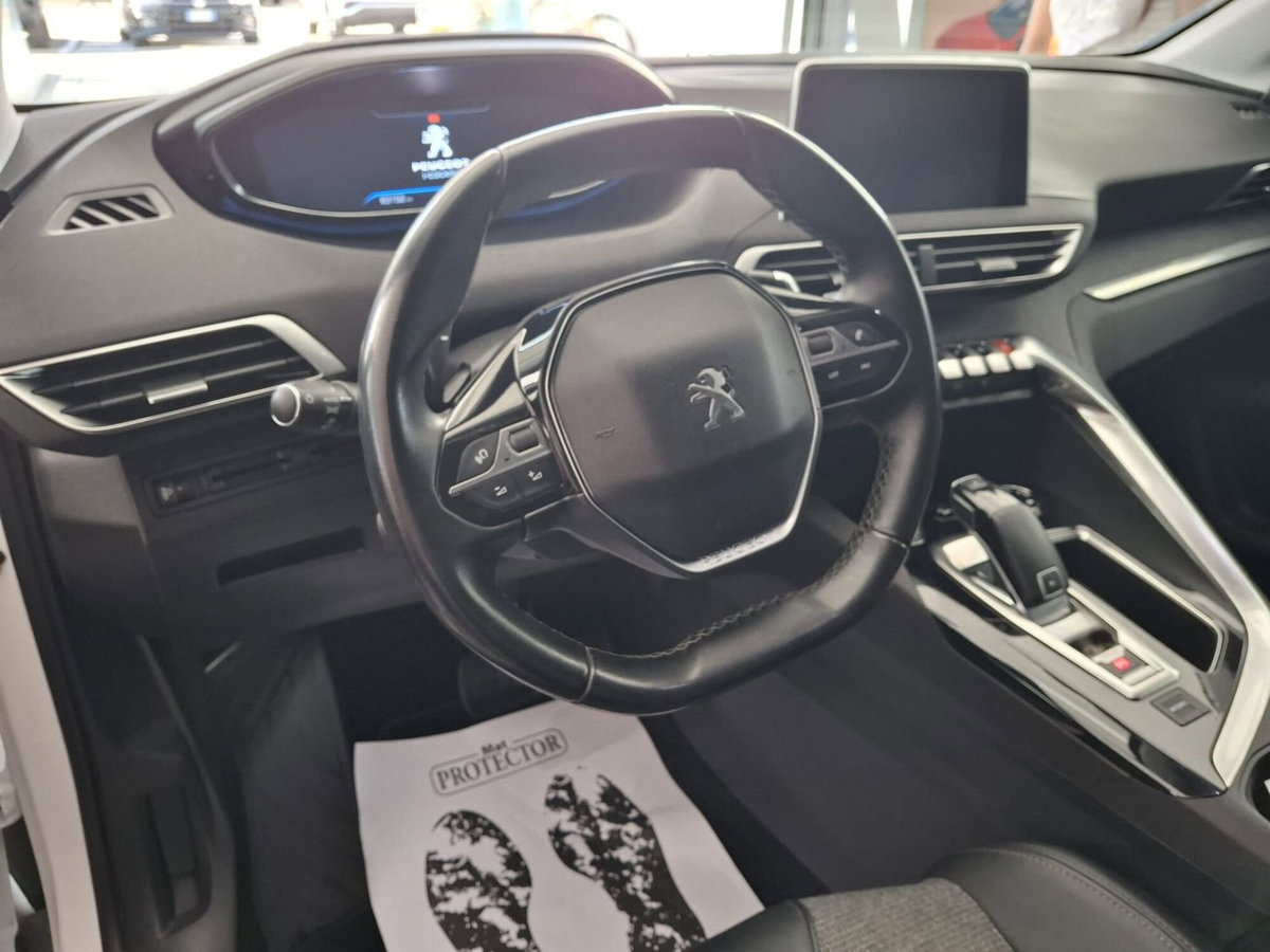 Peugeot 3008 PureTech Turbo 130 S&S EAT8 Allure (9)