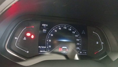 Renault Captur 1.0 tce Techno 90cv (5)
