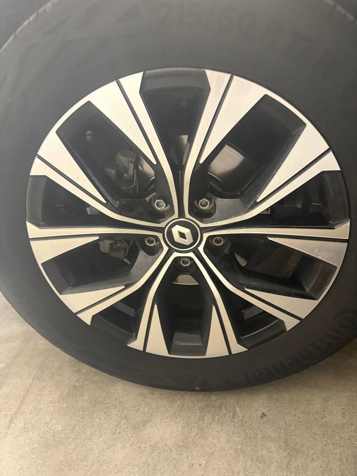 Renault Captur 1.0 tce Techno 90cv (8)