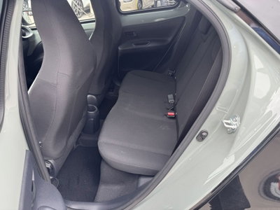 Toyota Aygo X 1.0 Trend 72cv (12)